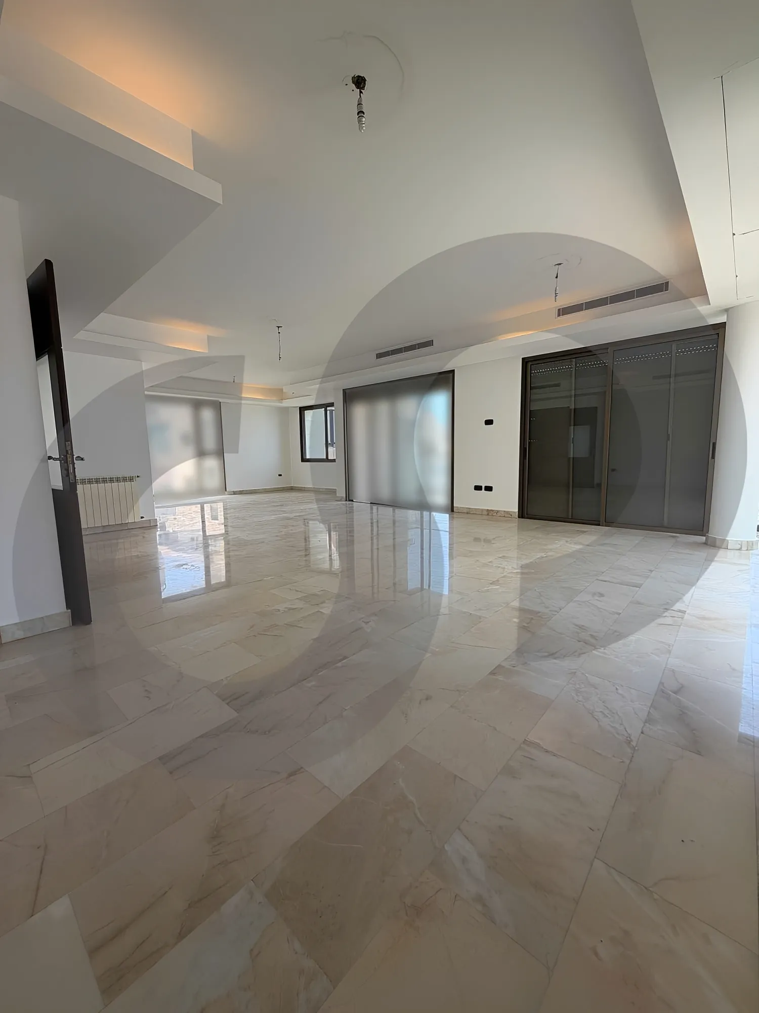 Building for Sale in Aaoukar