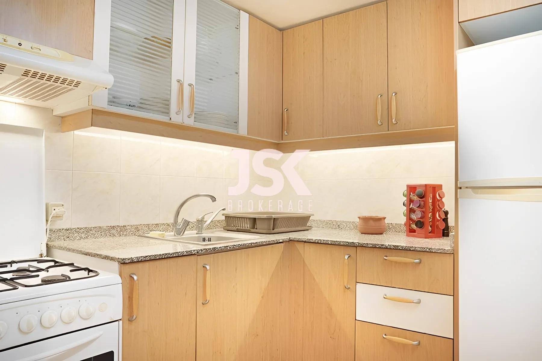 Chalet for rent in Halat - 2 bed, 2 bath
