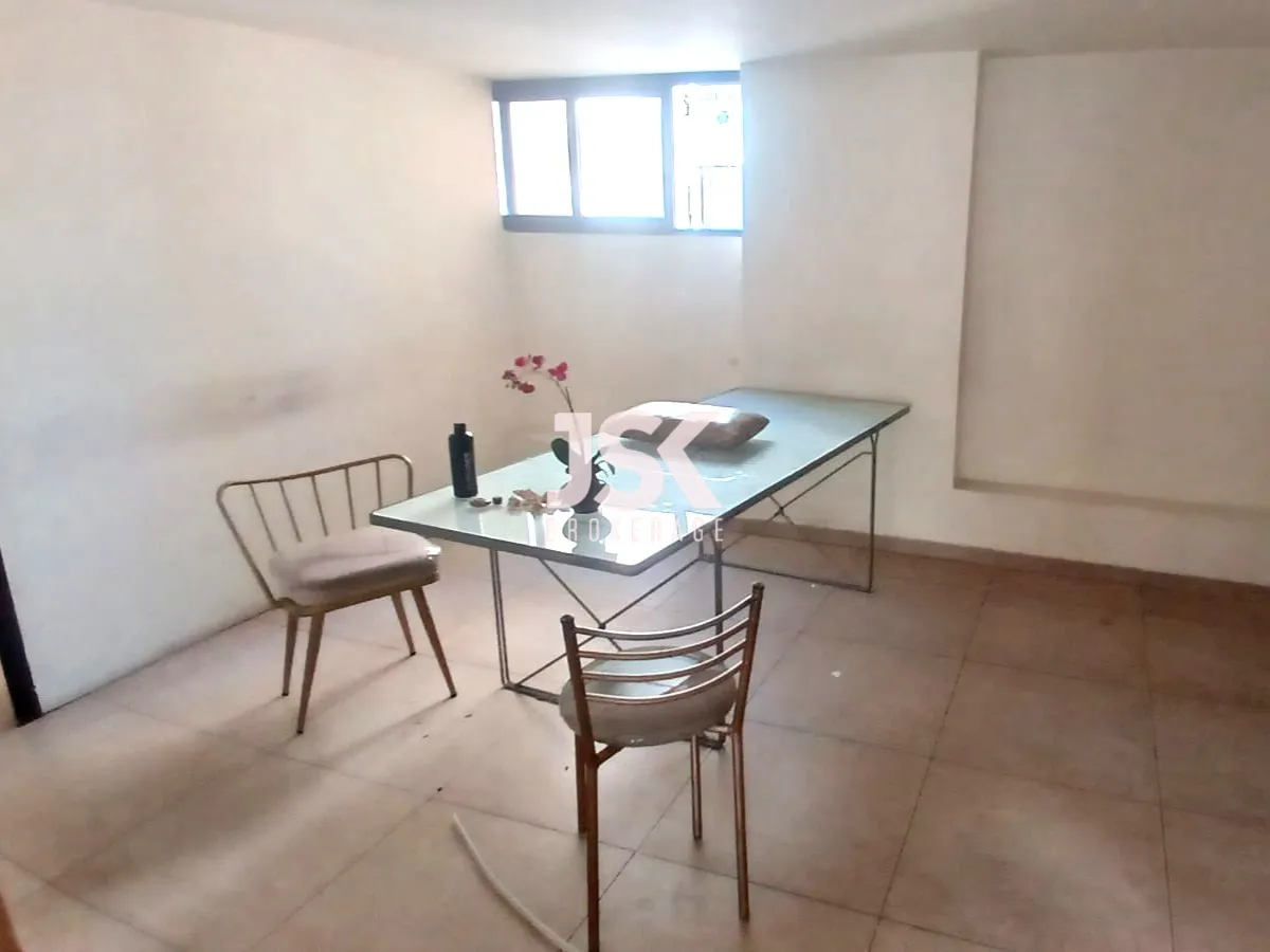 Office for Rent in Jdeideh