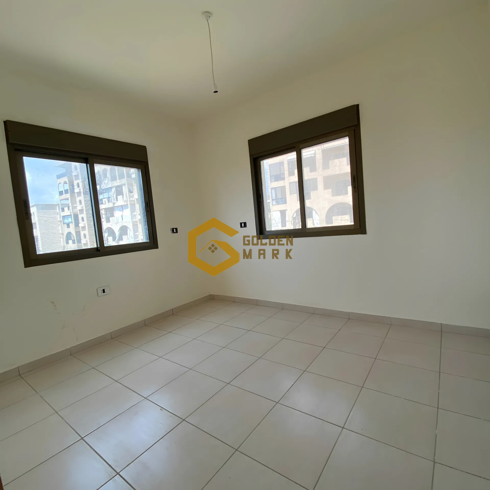 Apartment for Sale in Blat - 3 bed, 3 bath