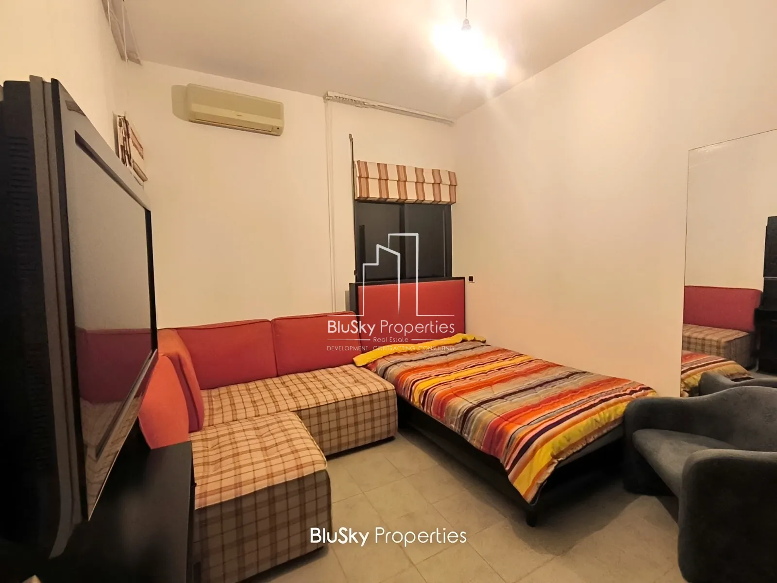 Apartment for Sale in Awkar