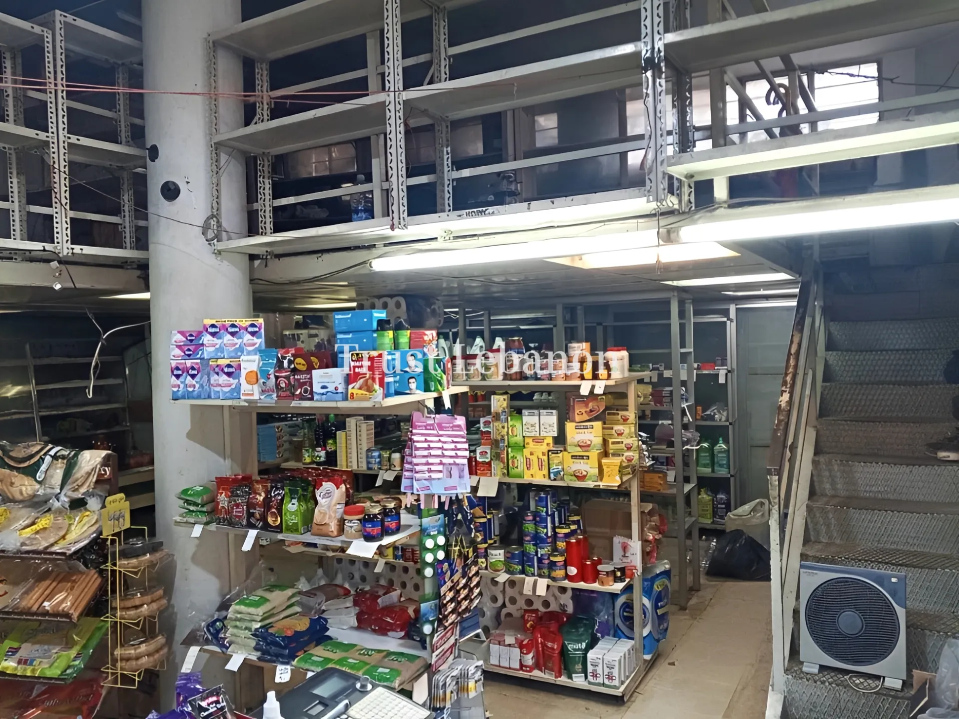 Shop for rent in Ain El Remmaneh