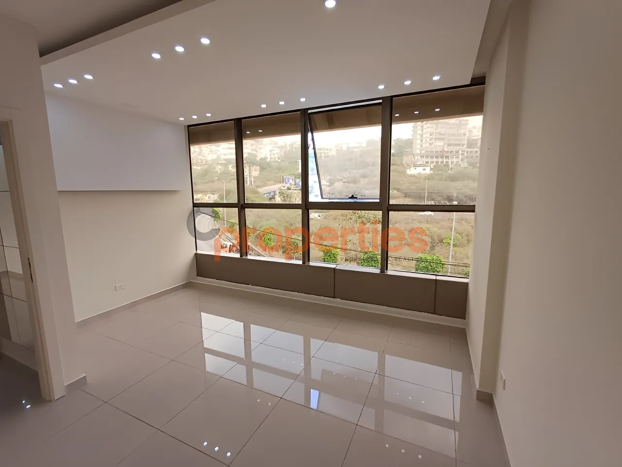 Office for Rent in Kfar Hbab