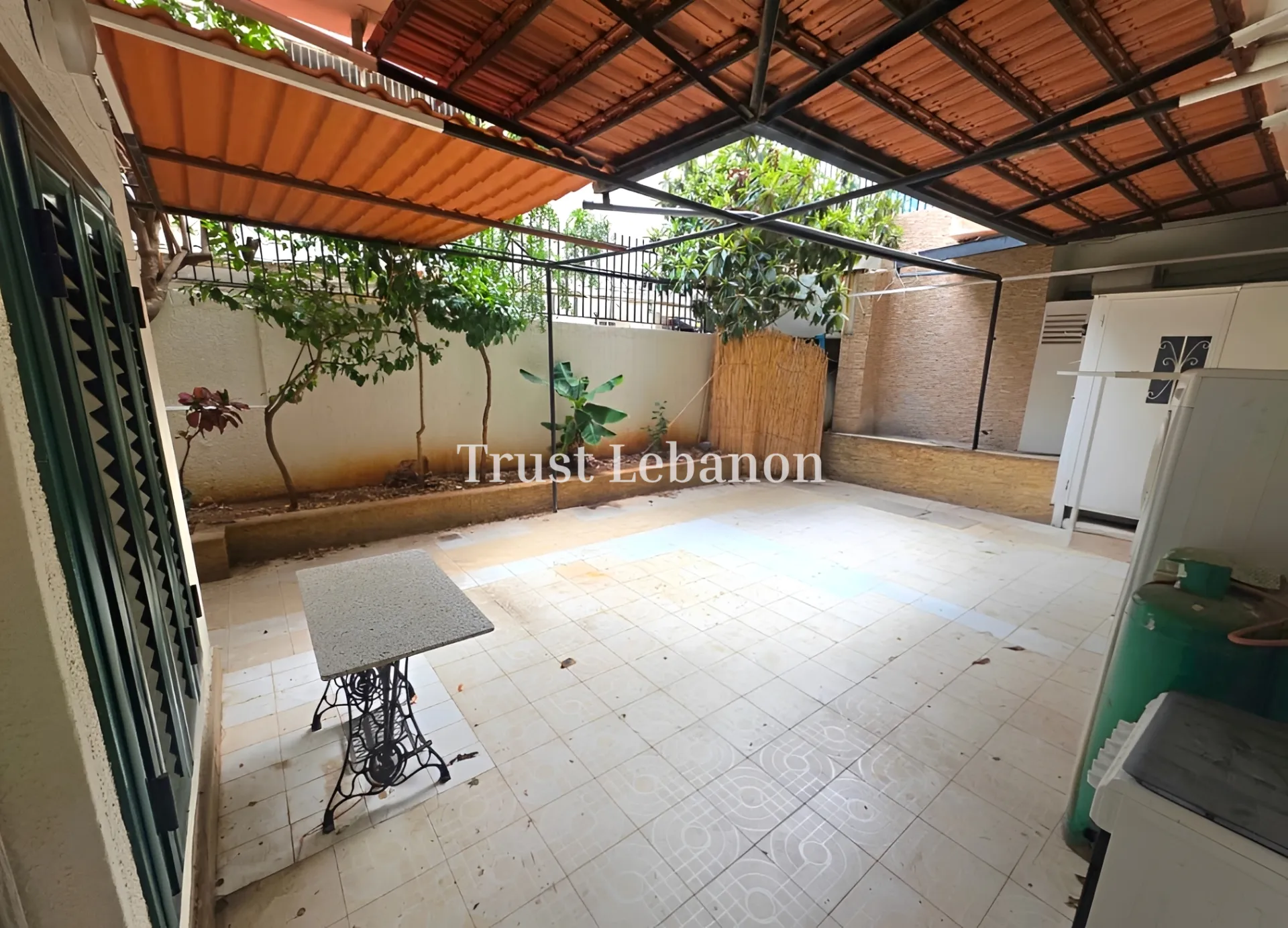 Apartment for sale in Horch Tabet