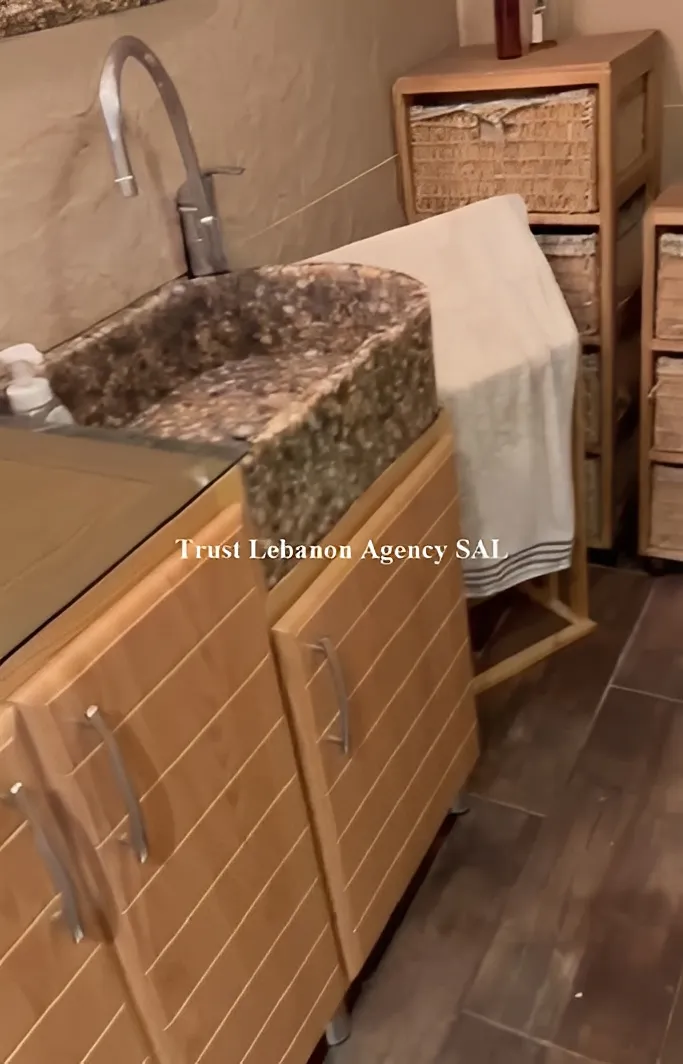Apartment for Rent in Ras El Nabaa