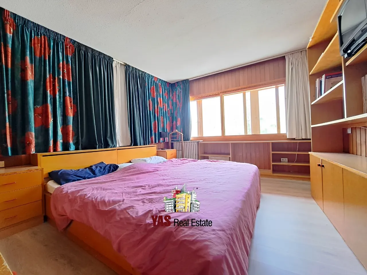Chalet for rent in Aayoun El Siman - 5 bed, 3 bath