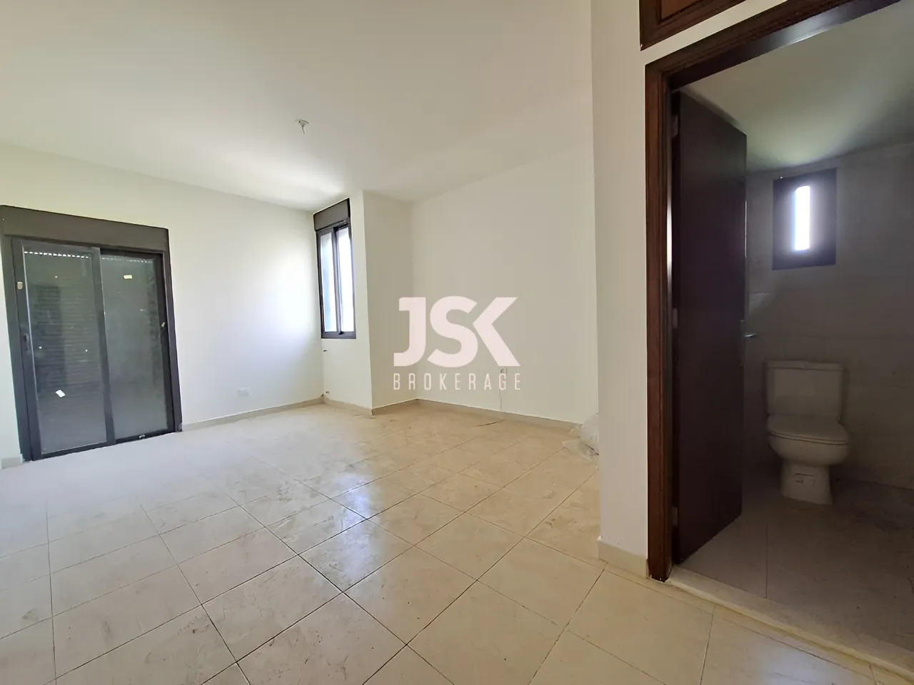 Apartment for Sale in Adma w Dafnah