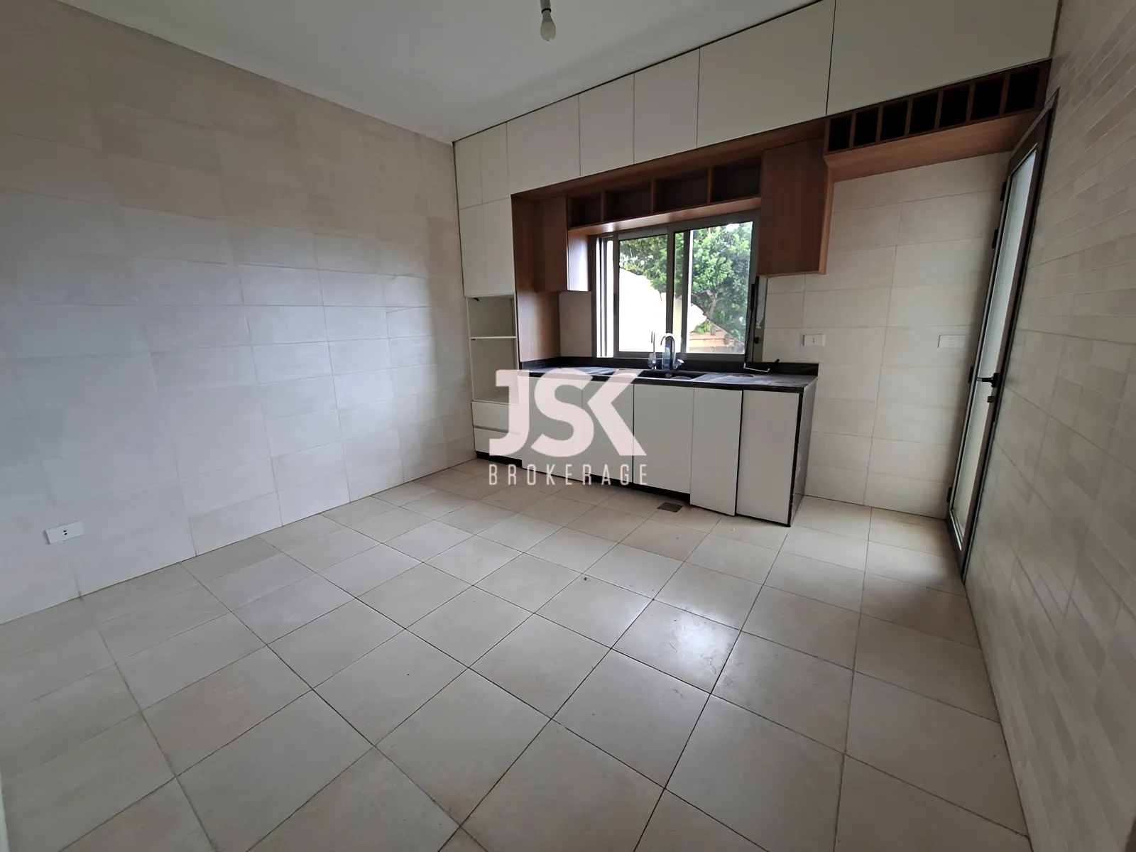 Apartment for Sale in Aamchit - 2 bed, 2 bath