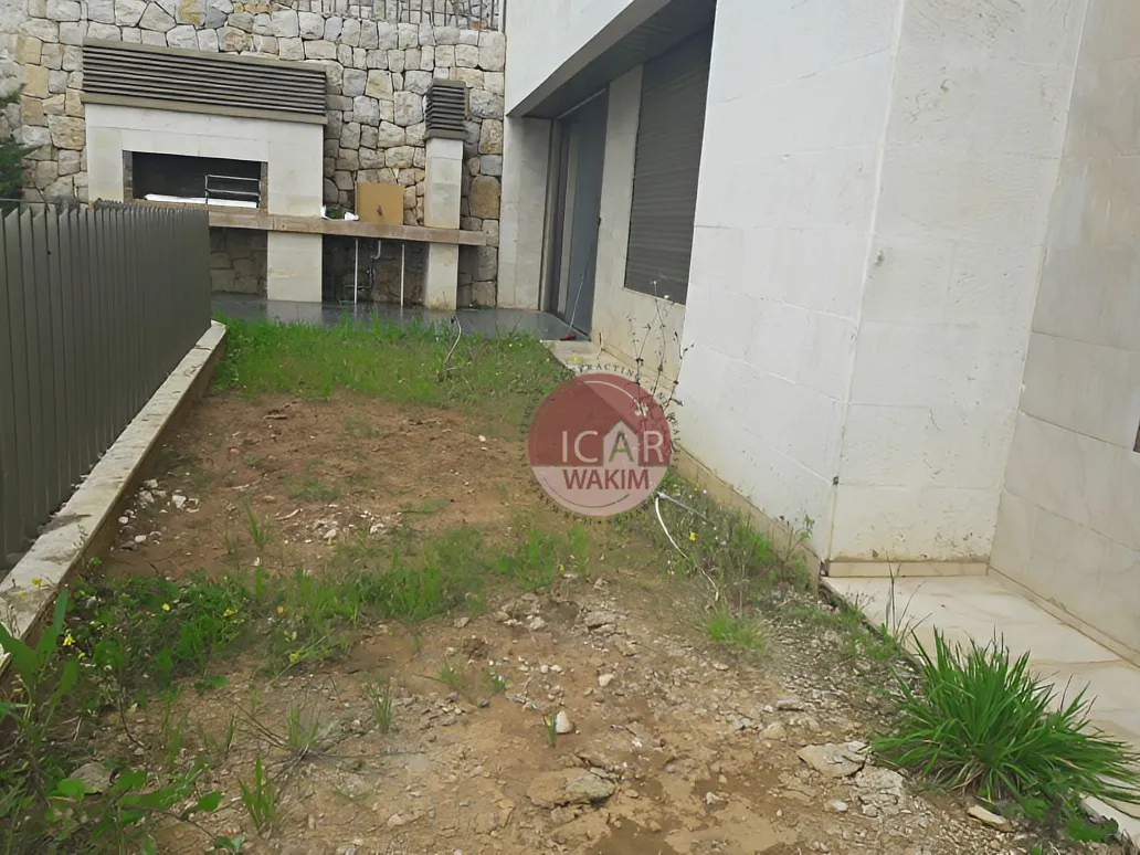 Apartment for Sale in Montiverdi - 4 bed, 6 bath