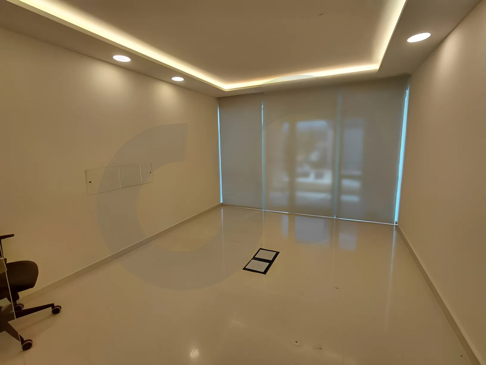 Office for Rent in Mkalles