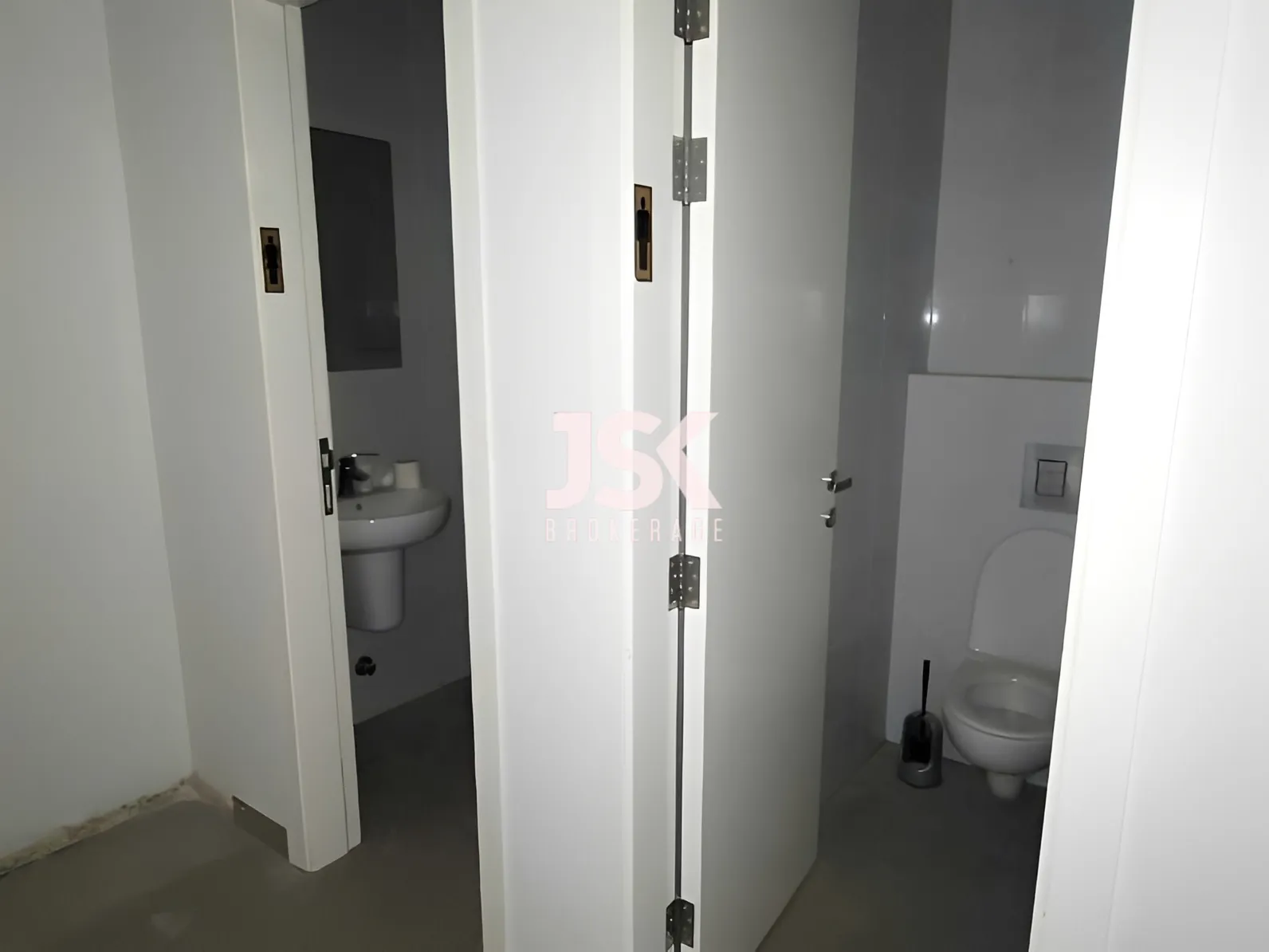 Office for Rent in Zouk Mikael