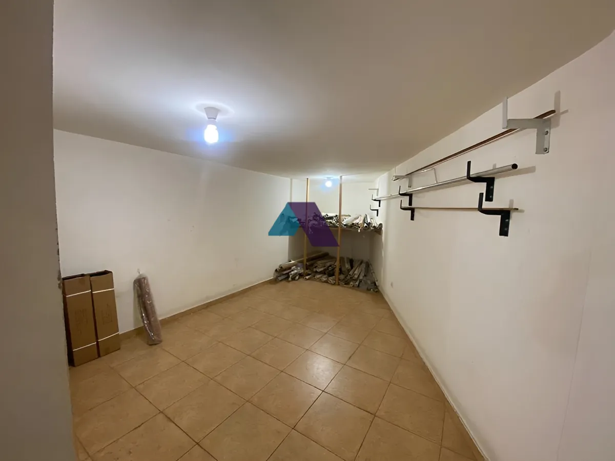 Shop for sale in Zouk Mikael