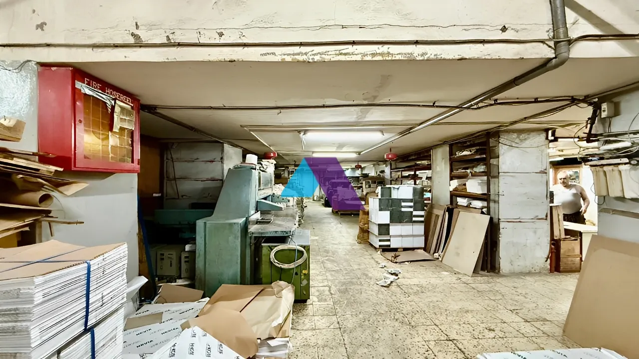 Warehouse for rent in Raoucheh