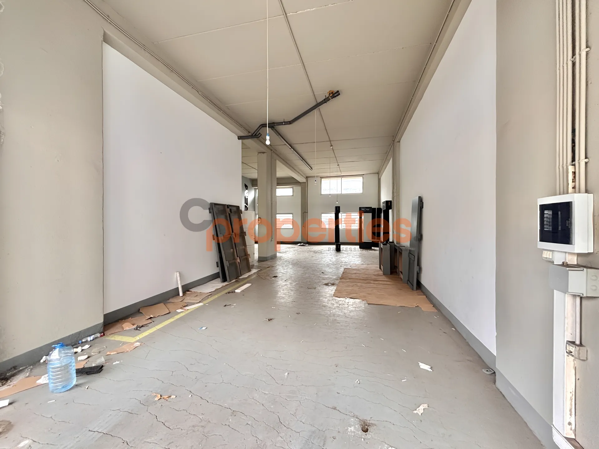 Shop for Rent in Qennabet Broummana