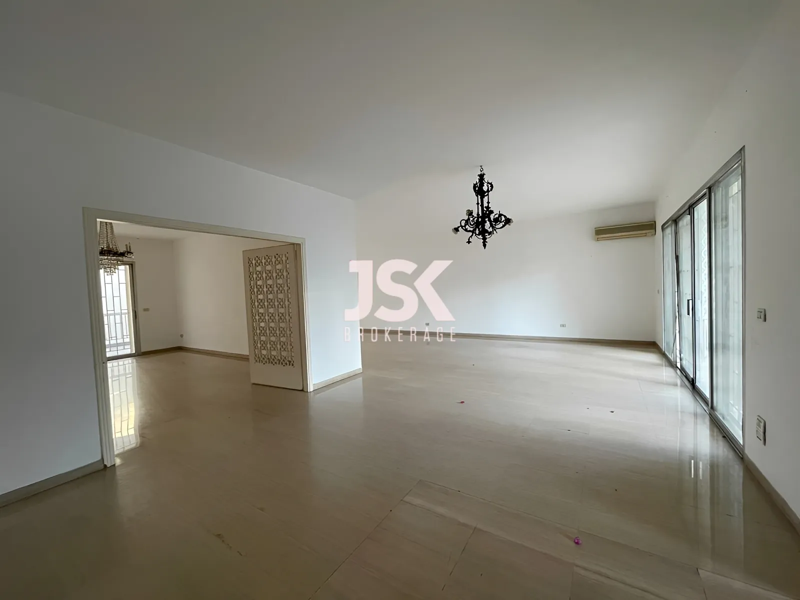 Apartment for Rent in Ras Beirut