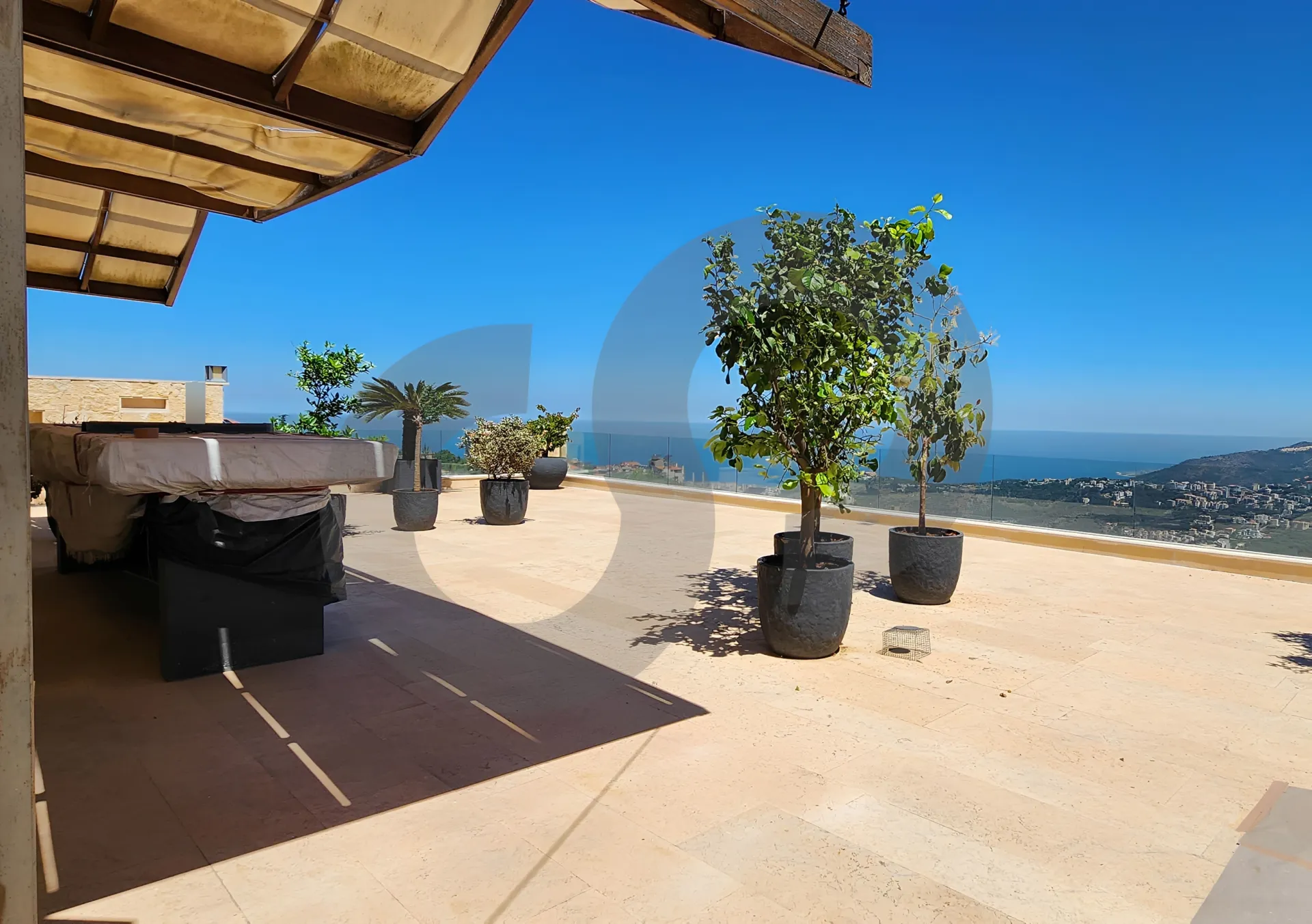 Apartment for Sale in Cornet Chahwan