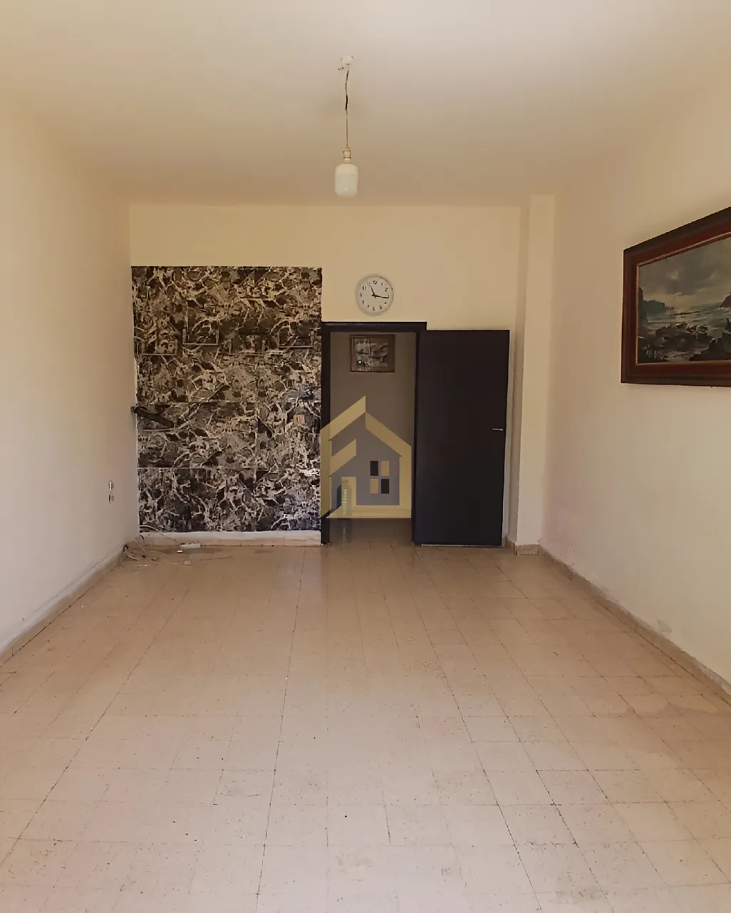 Apartment for sale in Ain El Remmaneh, Lebanon - 1 bed, 1 bath