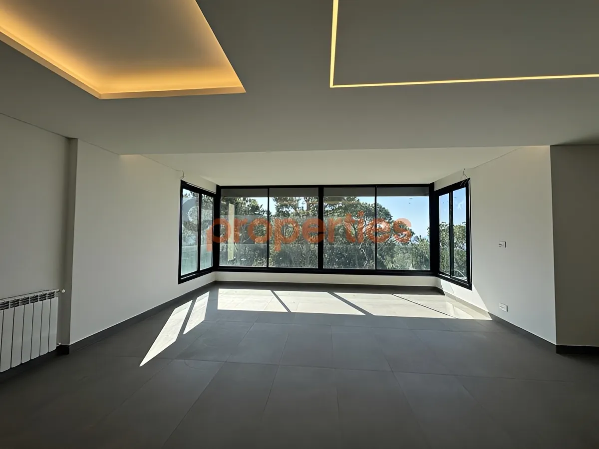 Apartment for Sale in Montiverdi - 3 bed, 4 bath