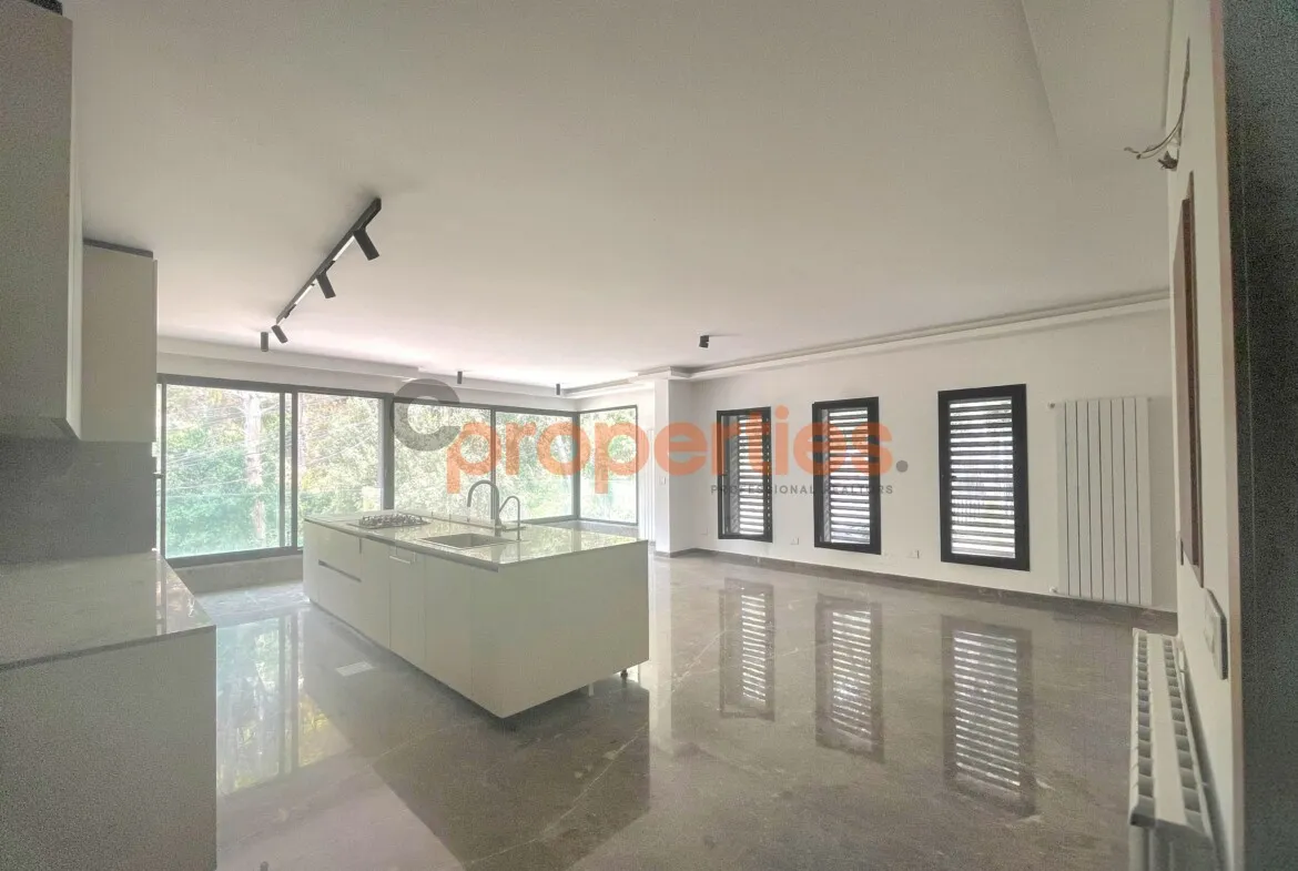 Apartment for Sale in Mar Chaaya - 3 bed, 3 bath