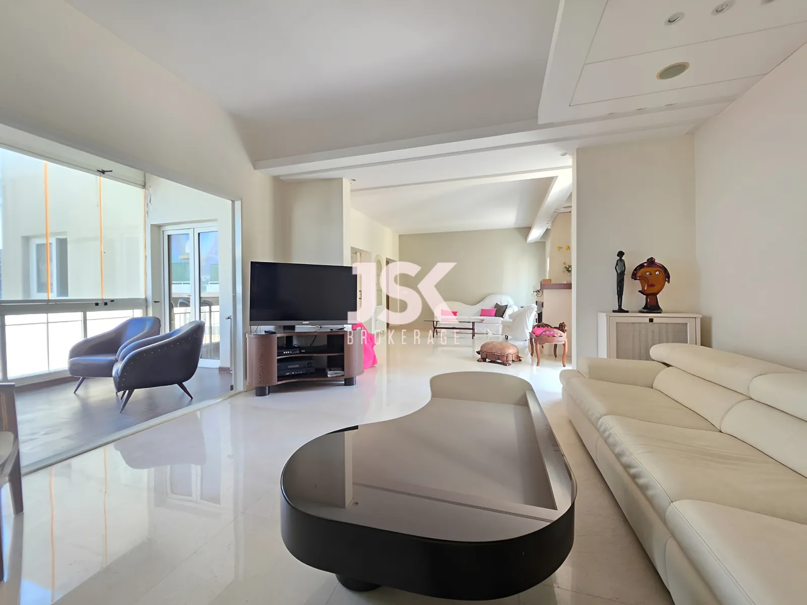 Apartment for Sale in Achrafieh - 4 bed, 3 bath