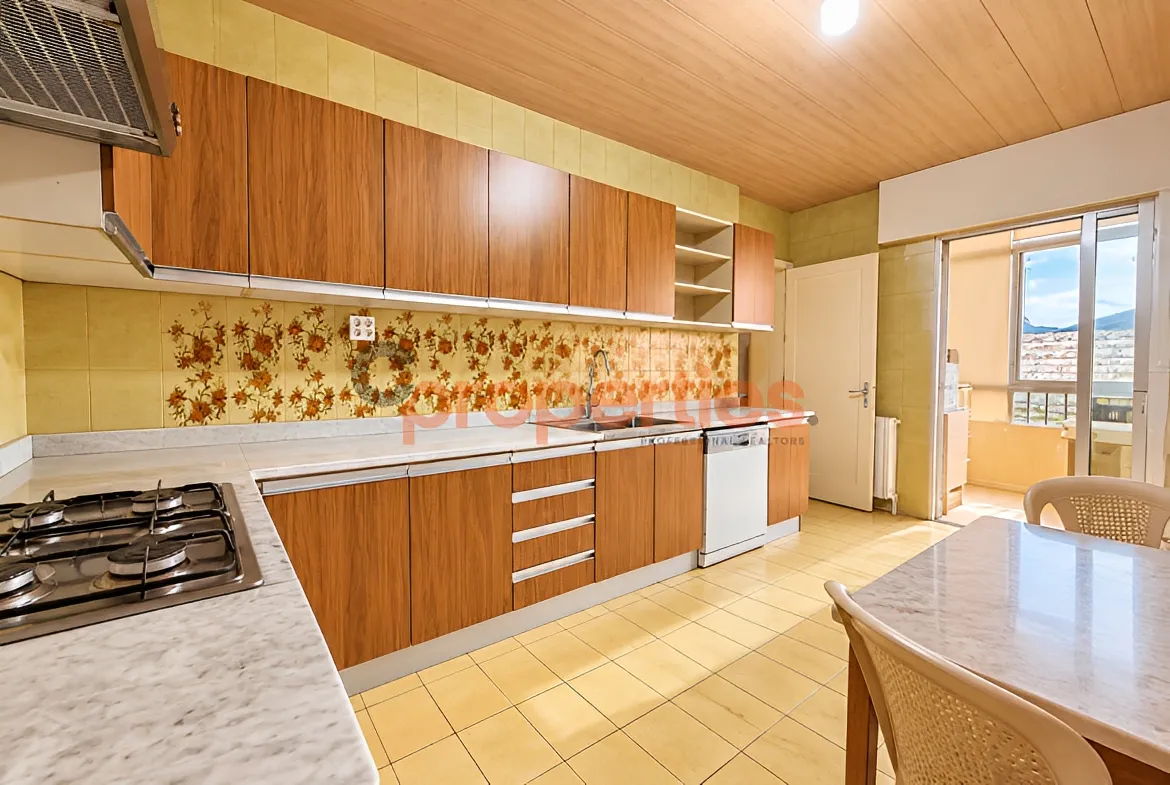 Apartment for Sale in Naqqache