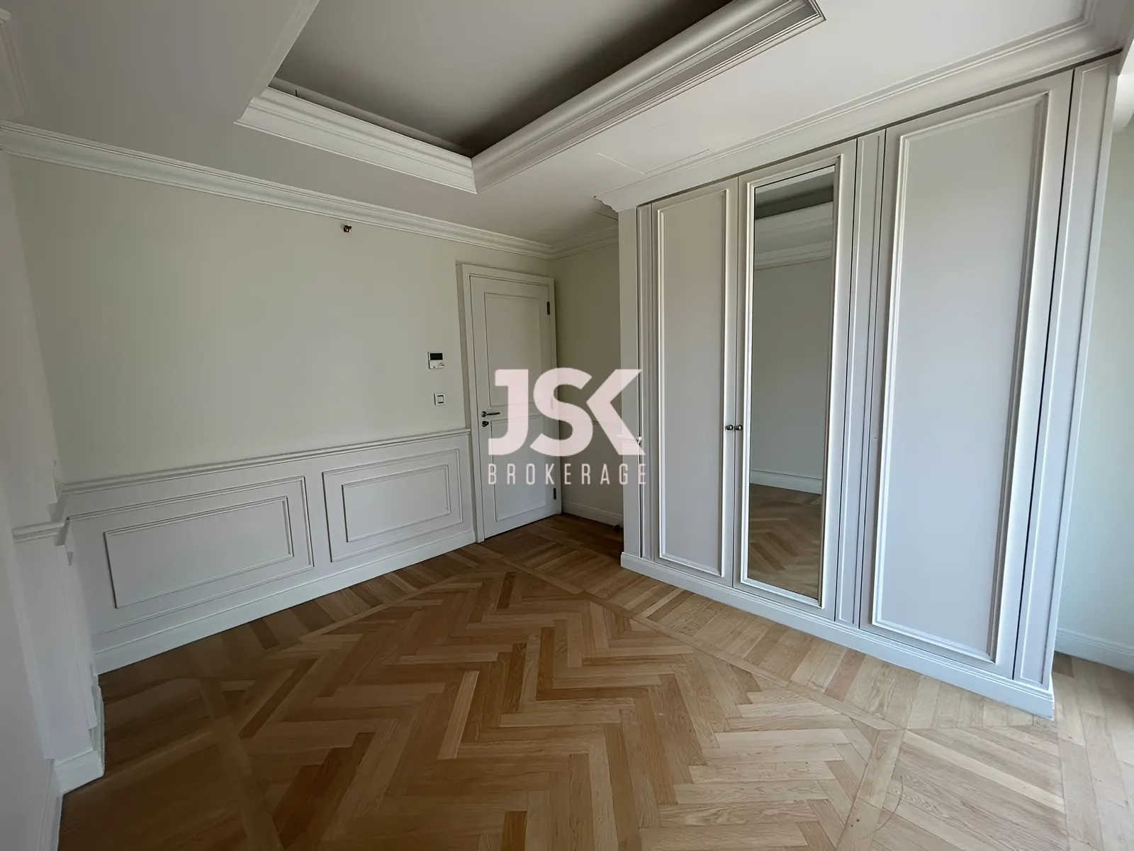 Apartment for Sale in Downtown