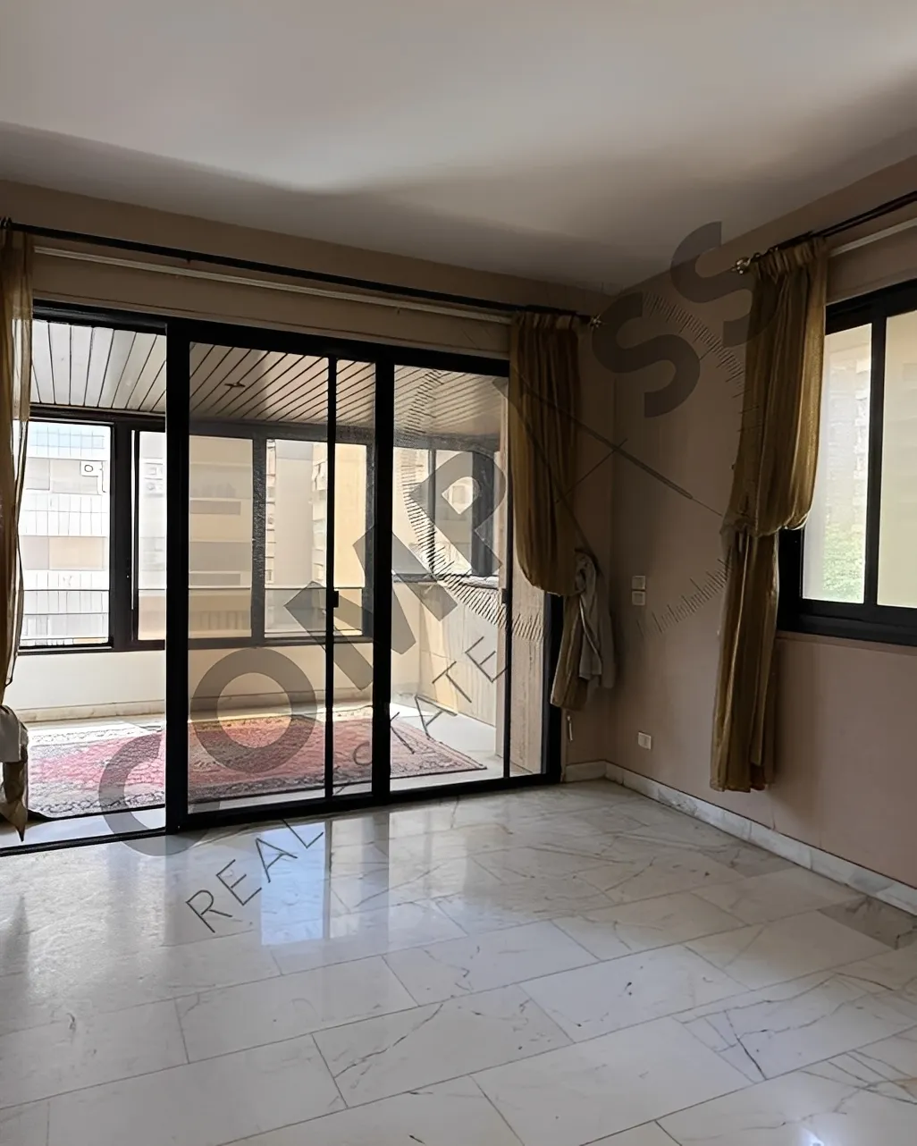 Apartment for Sale in Tallet Khayat, Beirut, Lebanon