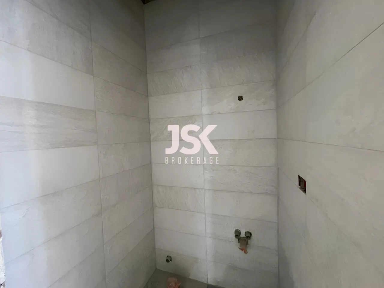 Apartment for Sale in Bsalim