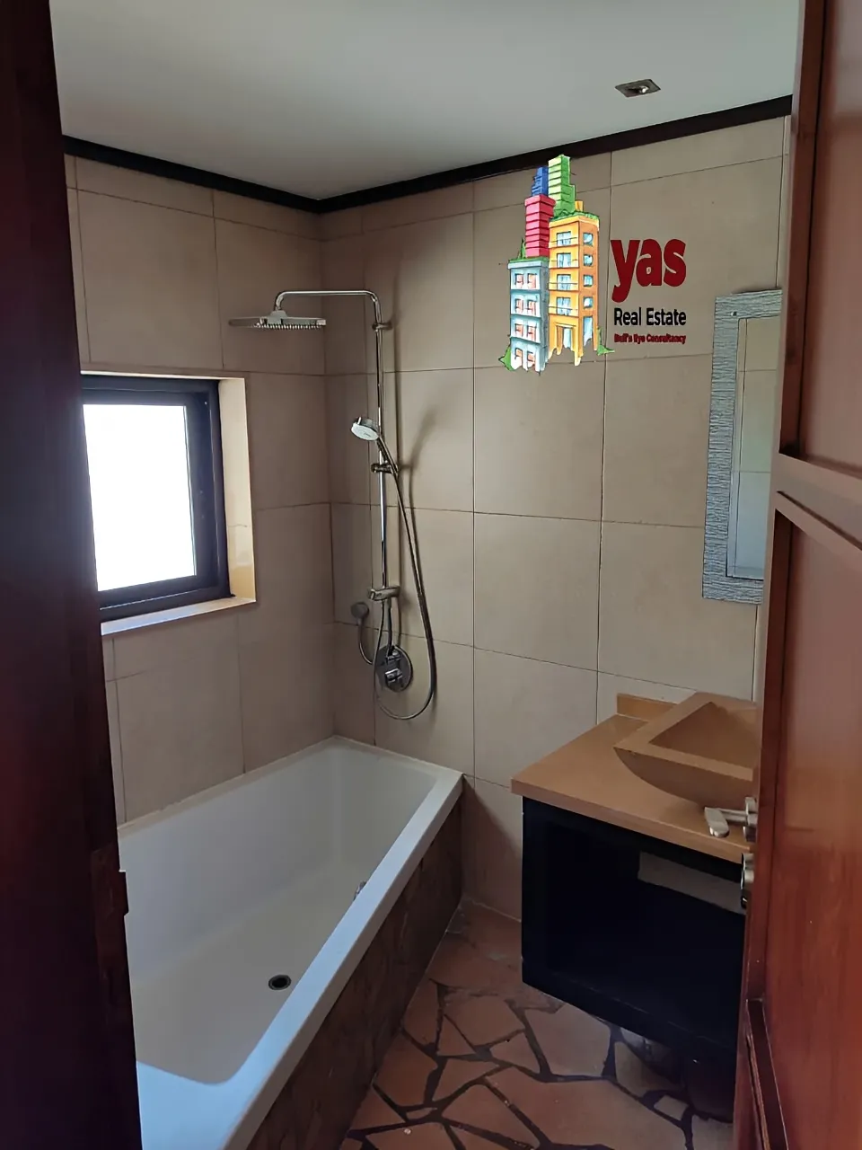 Apartment for Sale in Ain Al Mraiseh