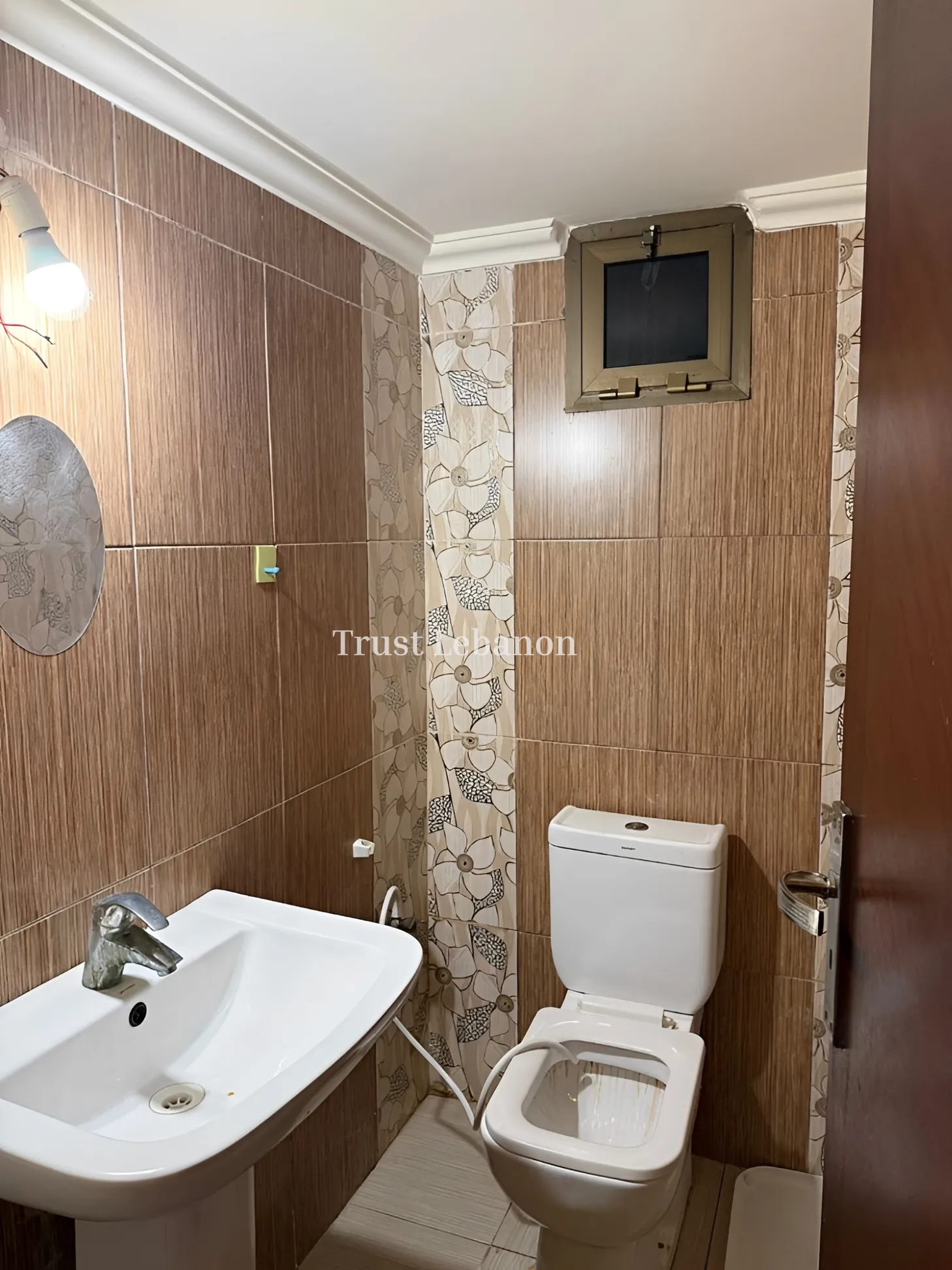 Apartment for sale in Dawhet Aramoun, Lebanon