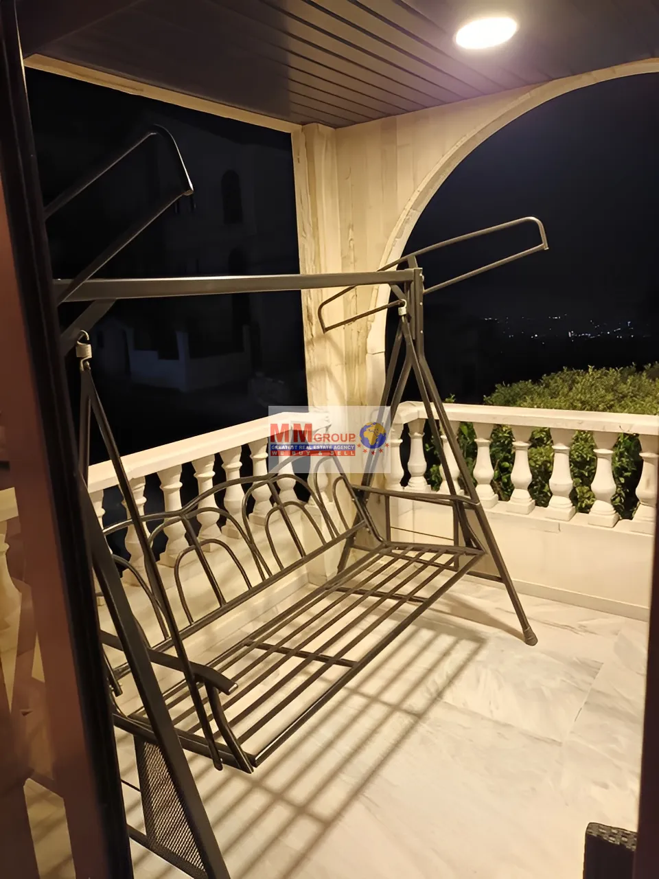 Apartment for Sale in Ain Saade