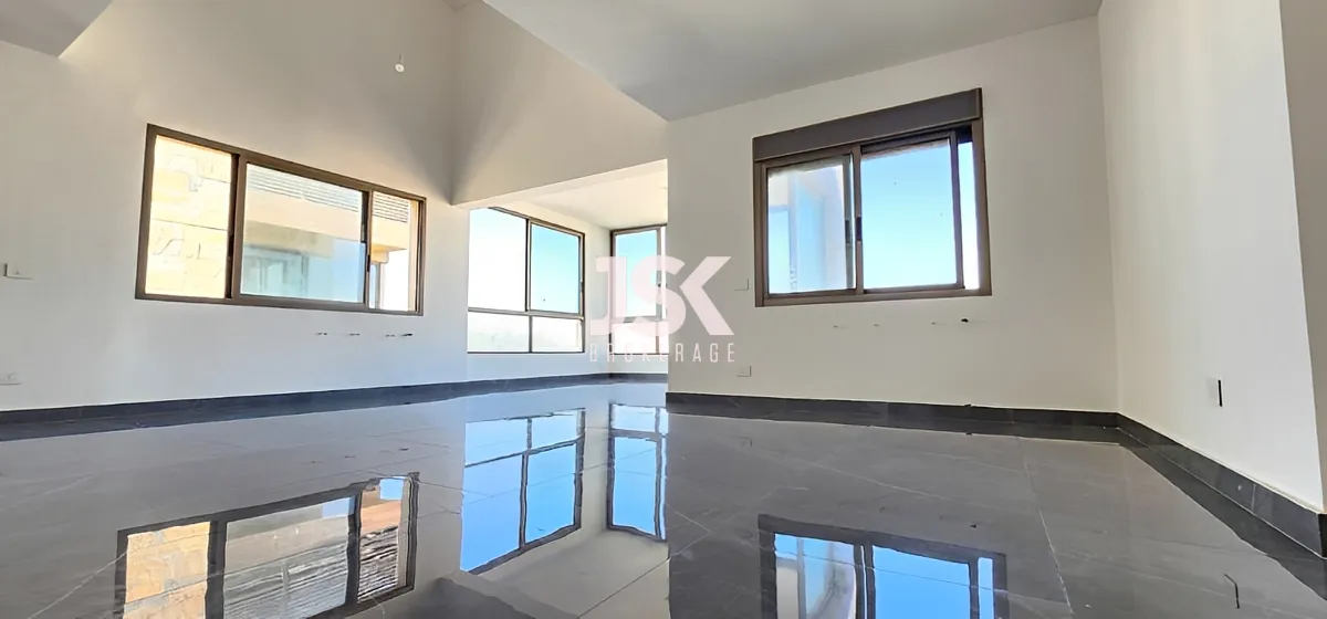 Duplex for Sale in Jamhour, Lebanon - 4 bed, 6 bath