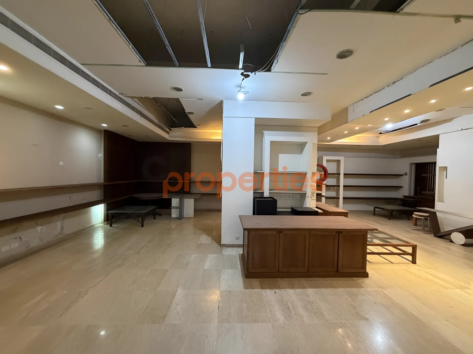 Shop for Rent in Gemmayzeh