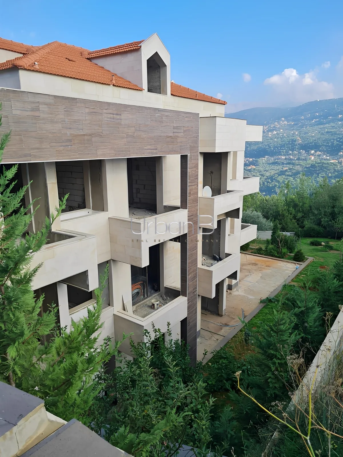 Apartment in Baabdat, lebanon