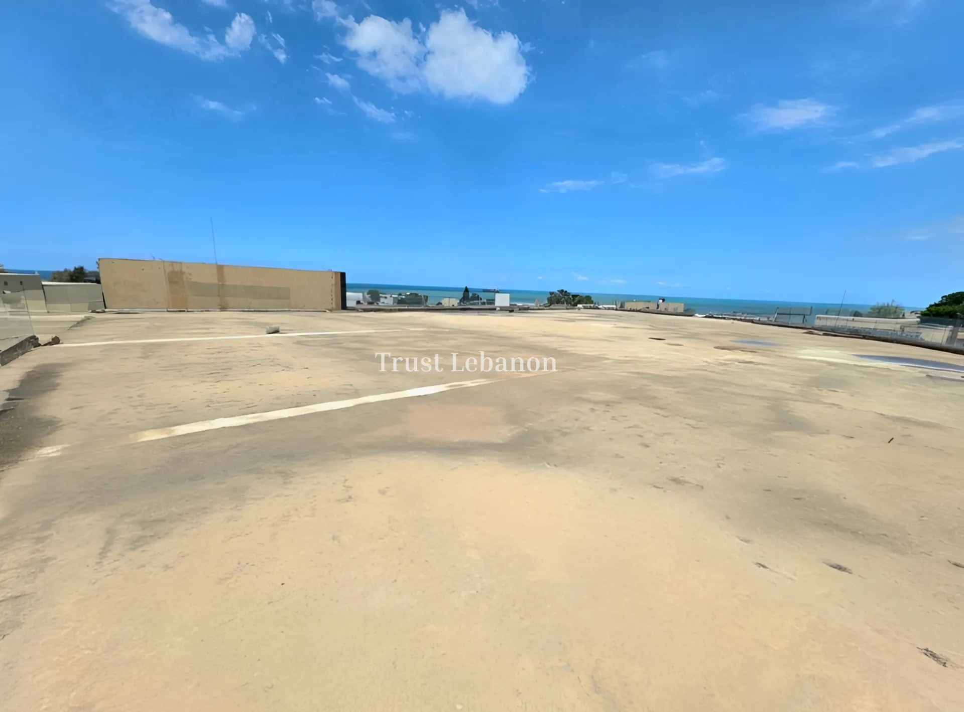 Restaurant for rent in Dbayeh, Lebanon