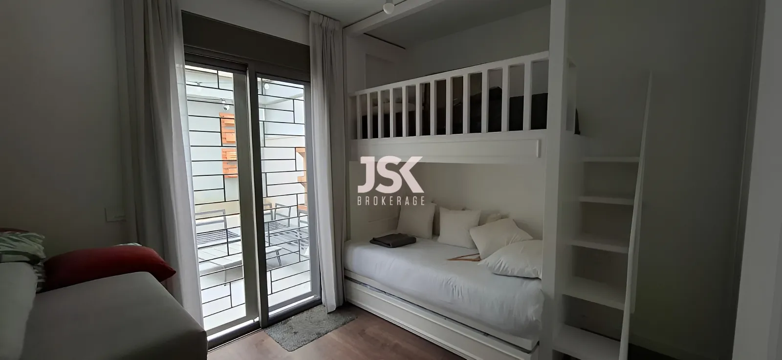 Apartment for Sale in Bsalim