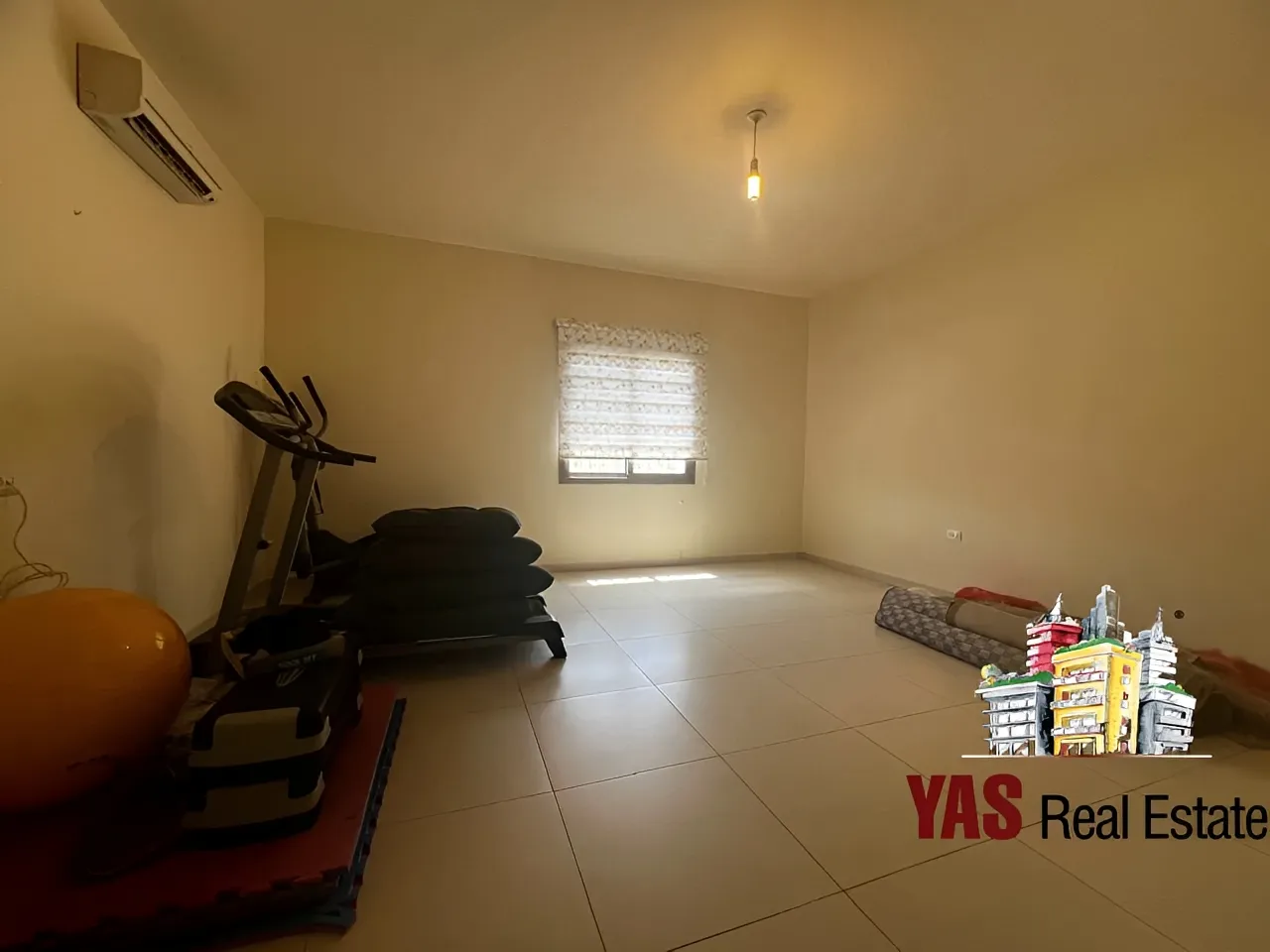 Villa for Rent in Ballouneh - 3 bed, 4 bath