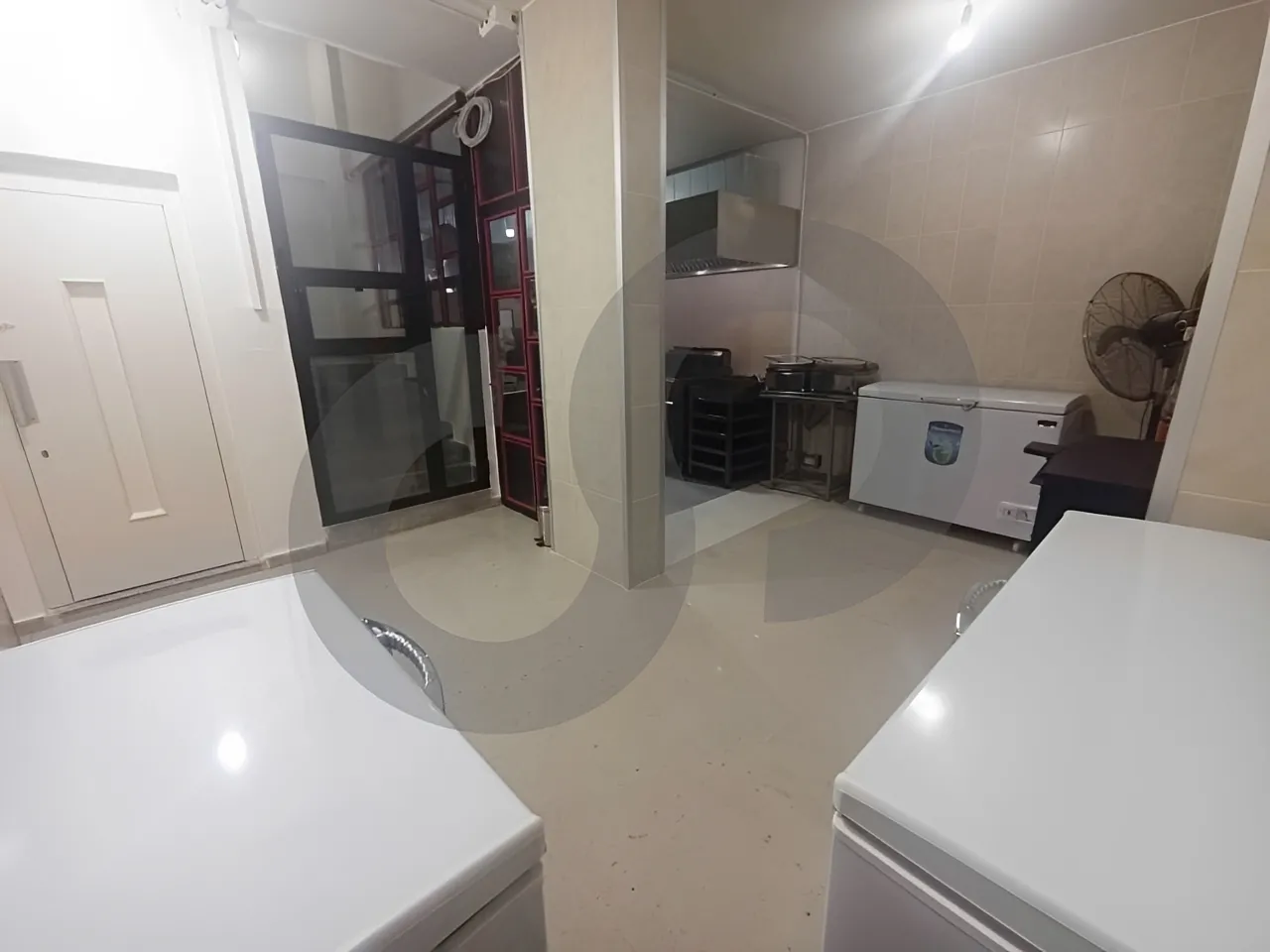 Commercial Property for Sale in Forn El Chebbak