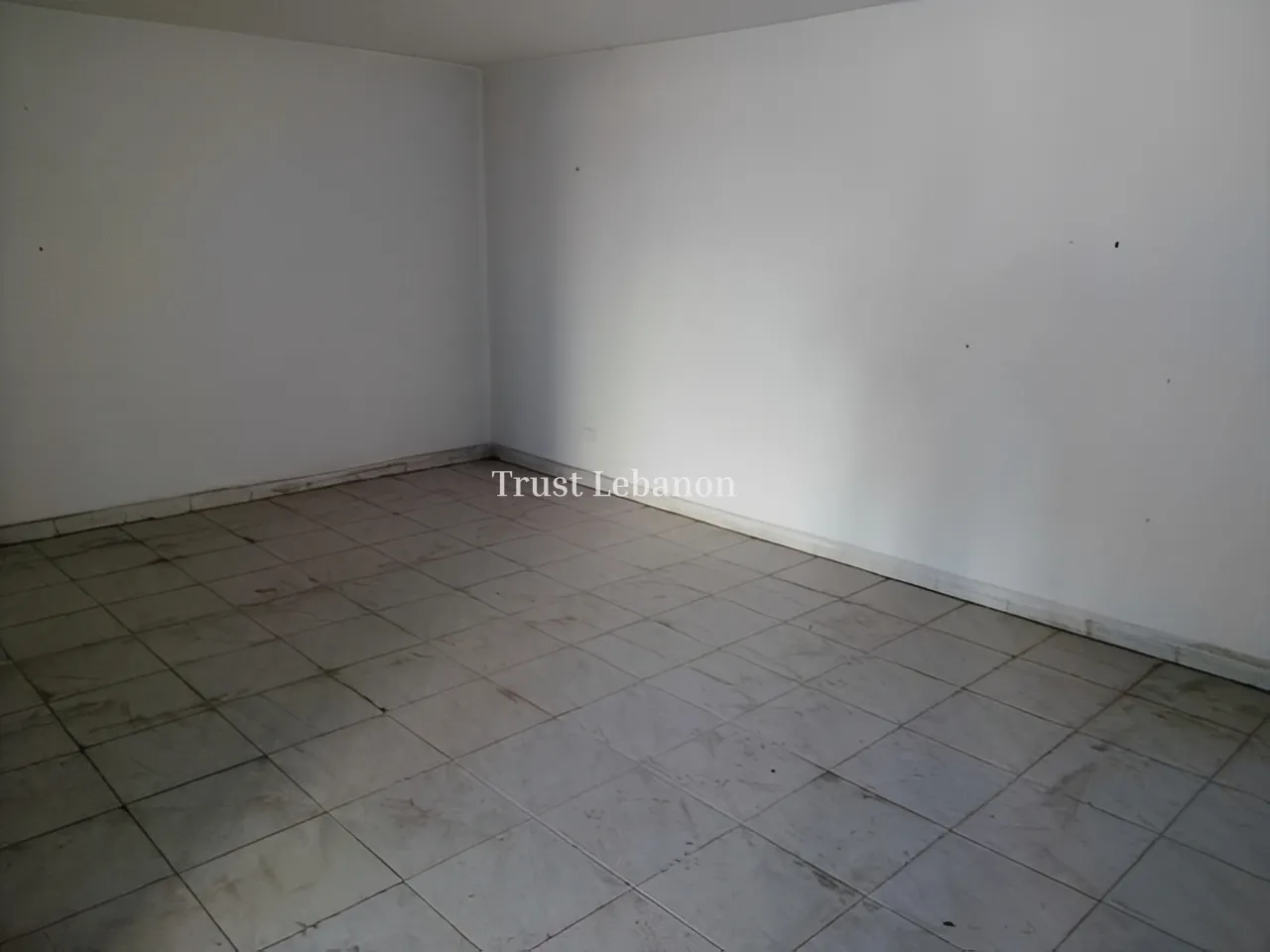 Shop for rent in Horch Tabet, Lebanon