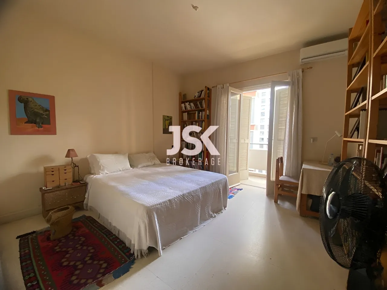 Apartment for Sale in Ain Al Tineh - 3 bed, 2 bath