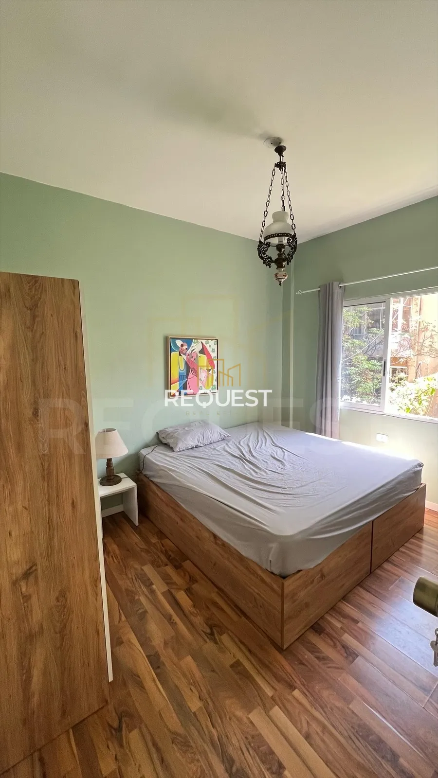 Studio for rent in Forn El Chebbak