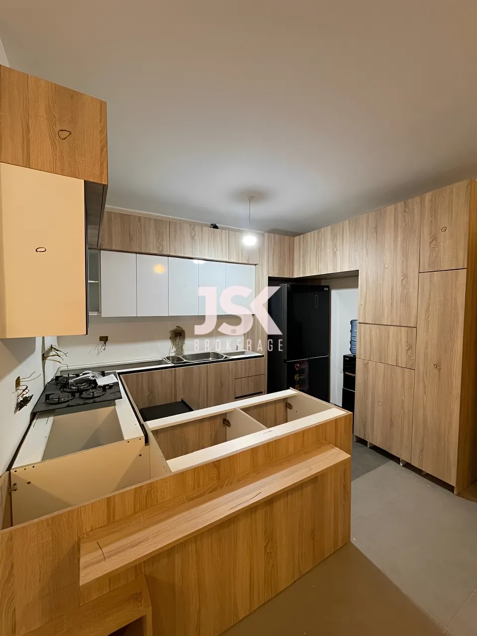 Apartment for Sale in Hosrayel