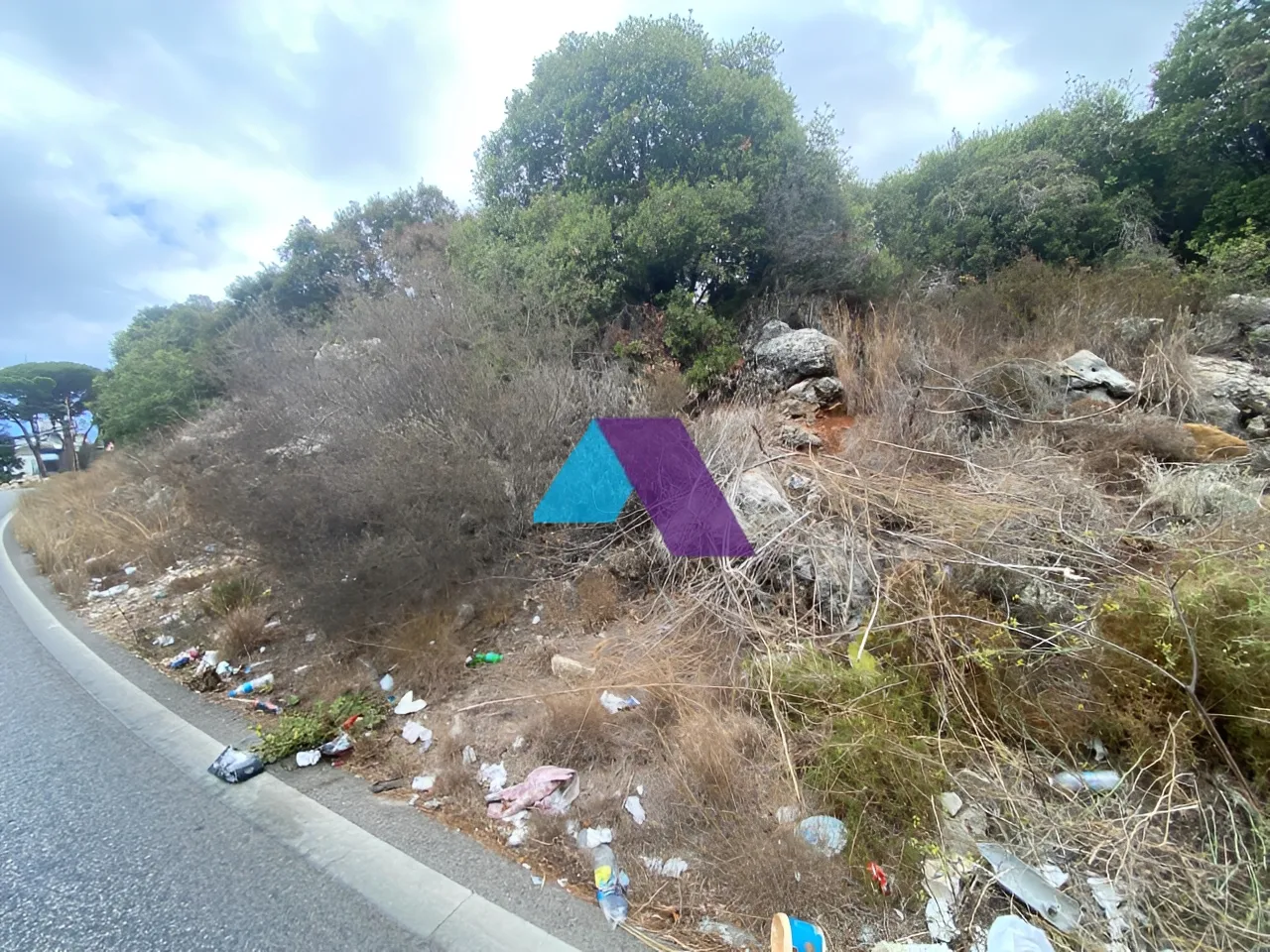 Land for Sale in Adma w Dafnah