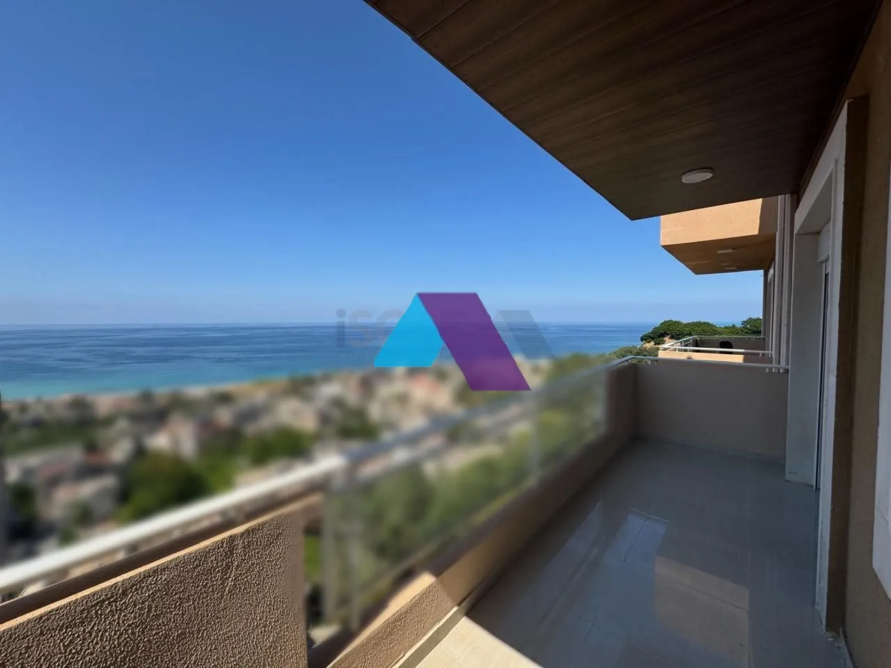Apartment for Sale in Halat