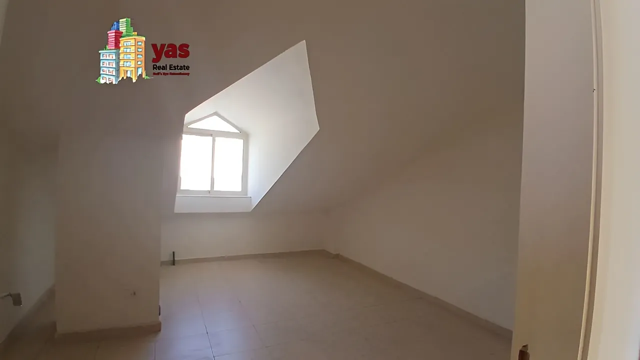 Apartment for Sale in Bouar - 4 bed, 5 bath