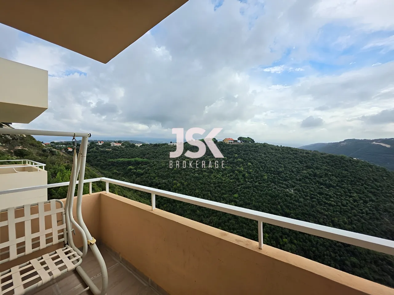 Apartment for Rent in Batroun