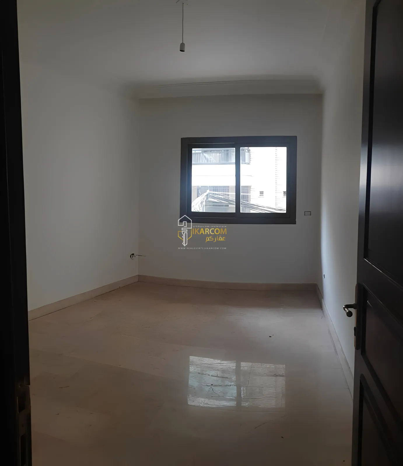 Apartment for Sale in Ain Al Mraiseh - 4 bed, 5 bath
