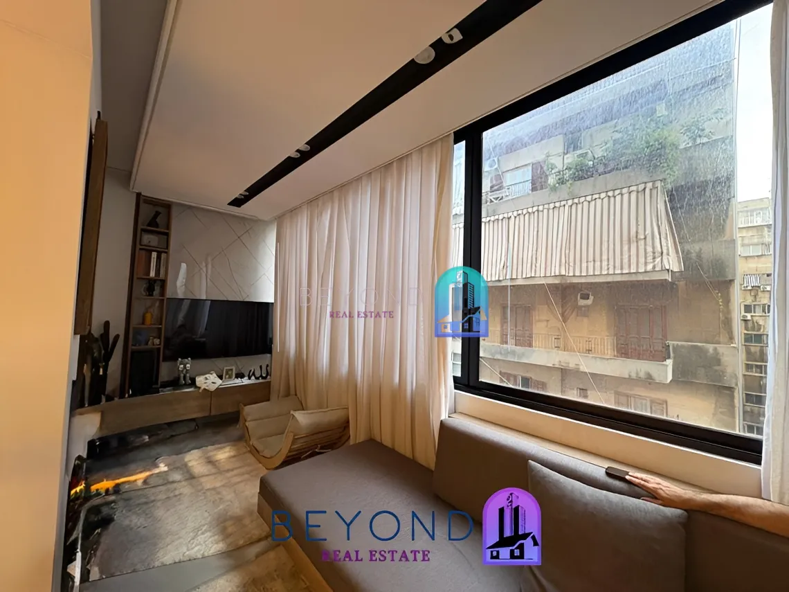 Apartment for rent in Mar Elias St، Bayrut, Lebanon - 2 bed, 2 bath
