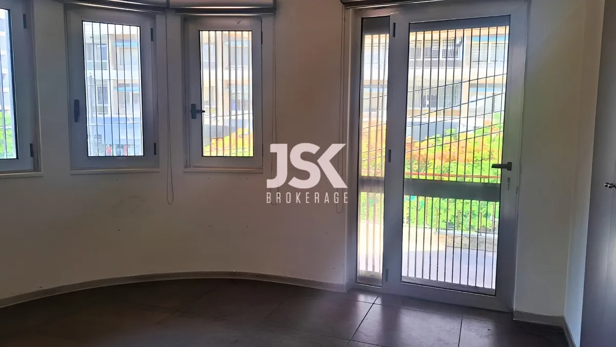 Shop for rent in Hamra, Beirut, Lebanon