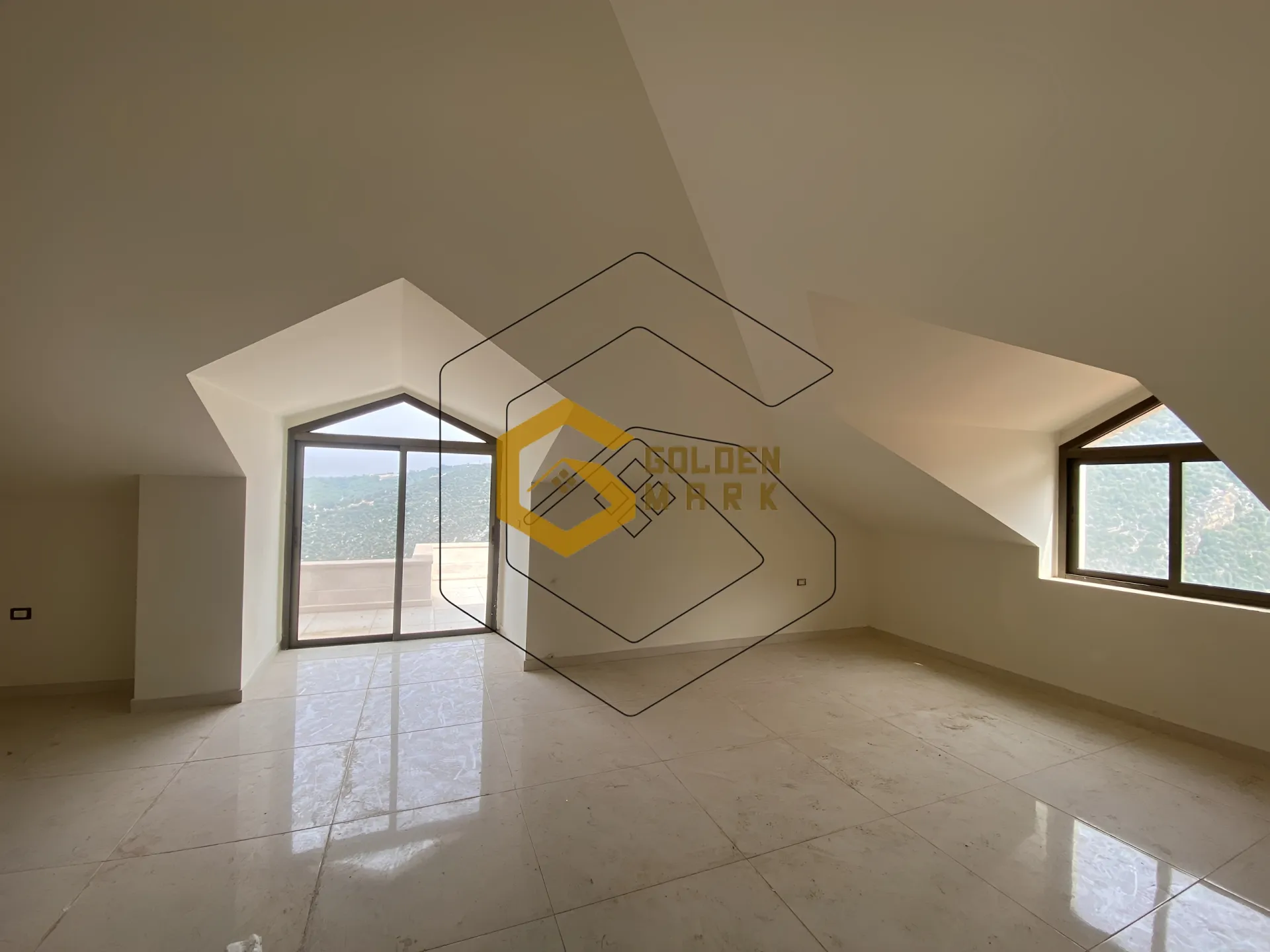 Duplex for Sale in Hboub